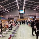 日産ブースからの会場.jpg